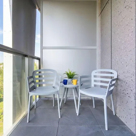 Przytulne W Katowicach Z Balkonem Blisko Spodka By Renters Апартаменты Катовице