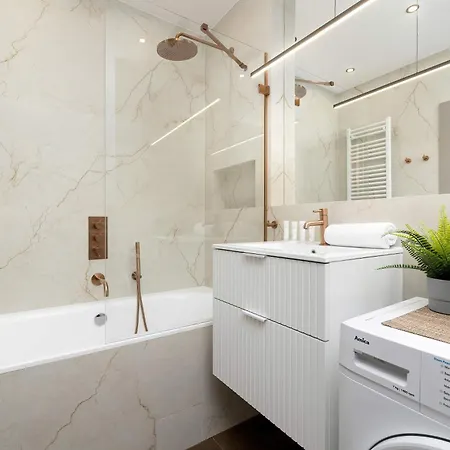 Przytulne W Katowicach Z Balkonem Blisko Spodka By Renters Апартаменты *