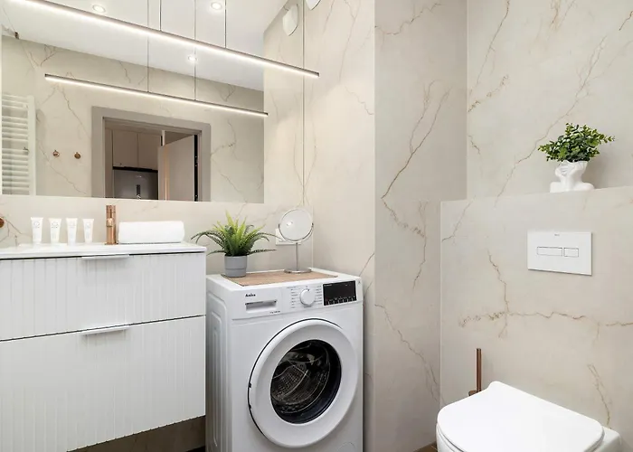 Przytulne W Katowicach Z Balkonem Blisko Spodka By Renters